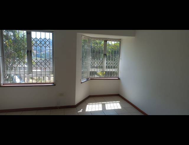 3 BEDROOM HOUSE TO LET IN UMHLATUZANA